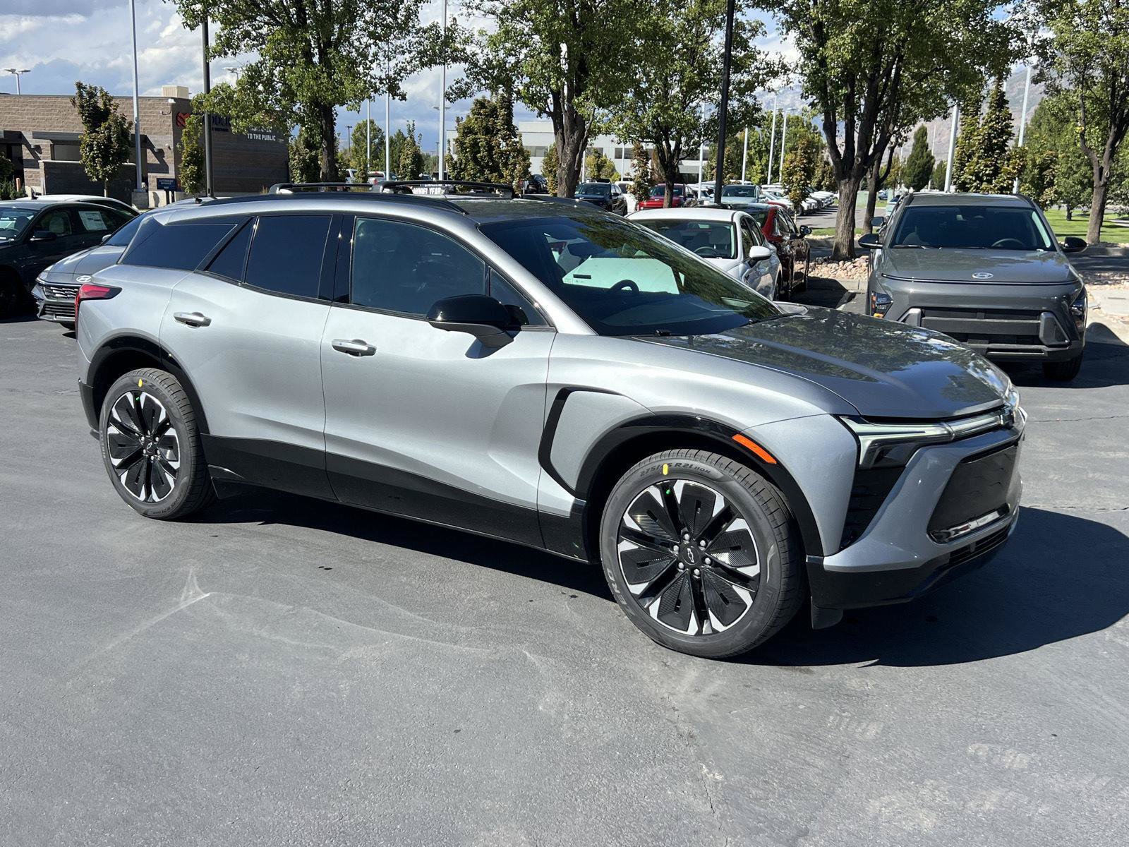 Used 2024 Chevrolet Blazer EV RS AWD/4WD image 13