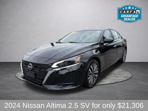 Used 2024 Nissan Altima 2.5 SV AWD/4WD image 8