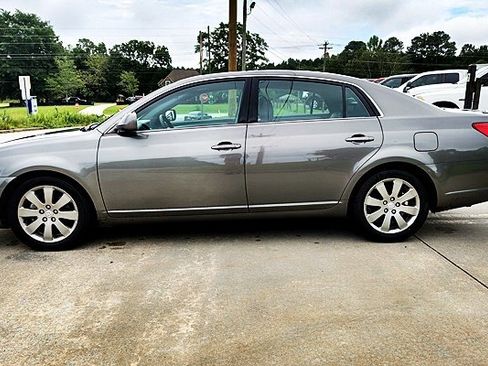 Used 2006 Toyota Avalon Touring FWD image 6