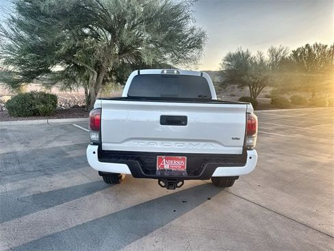 Used 2023 Toyota Tacoma TRD Sport image 6