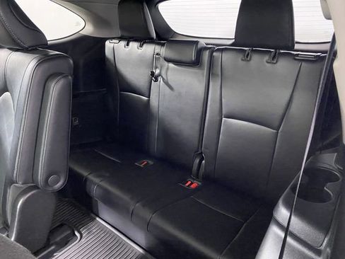 Used 2022 Toyota Highlander Platinum image 14