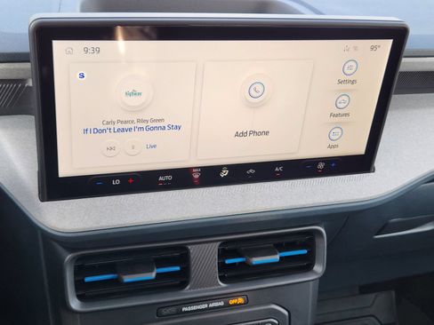New 2026 Ford Maverick XLT FWD image 17