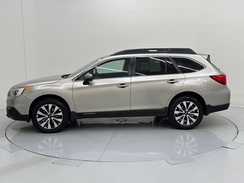 Used 2015 Subaru Outback 3.6R Limited AWD/4WD image 2