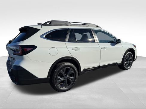 Used 2020 Subaru Outback Onyx Edition XT image 8