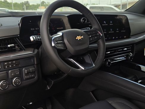 New 2026 Chevrolet Suburban LT w/ Comfort Package RWD image 20
