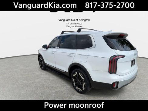 Certified 2024 Kia Telluride EX w/ EX Captain's Chair Package FWD image 7