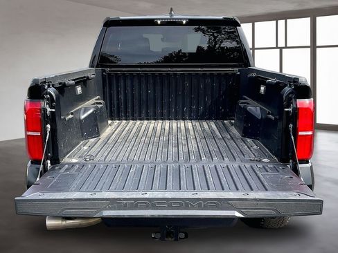 Used 2024 Toyota Tacoma TRD Off-Road AWD/4WD image 7