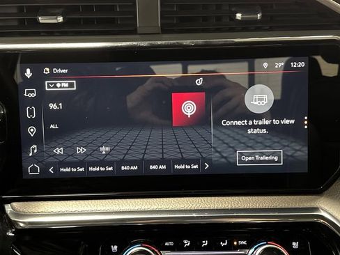 Used 2025 GMC Sierra 3500 Denali image 20