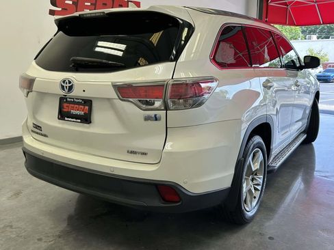 Used 2015 Toyota Highlander Limited AWD/4WD image 3
