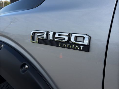 Used 2018 Ford F150 Lariat image 5