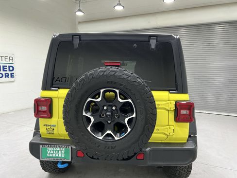 Used 2023 Jeep Wrangler Unlimited Rubicon 4xe w/ Cold Weather Group AWD/4WD image 7