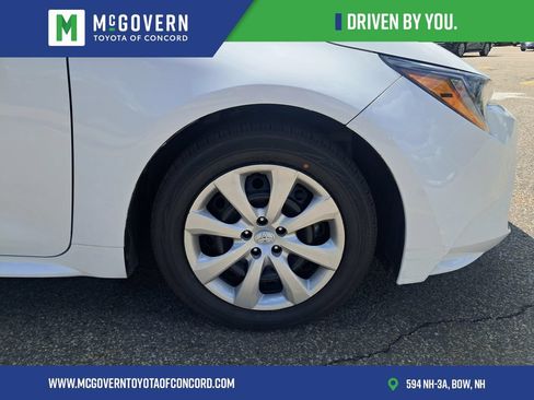 Used 2023 Toyota Corolla LE FWD image 12