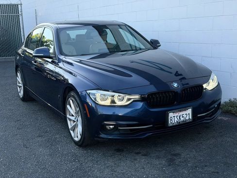 Used 2017 BMW 330e RWD image 7