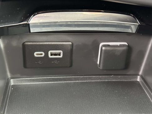 Used 2022 Buick Envision Preferred w/ Safety Package FWD image 22