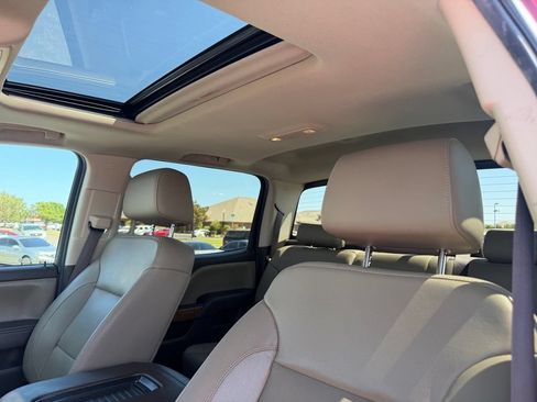 Used 2018 GMC Sierra 1500 SLT w/ SLT Premium Package AWD/4WD image 32