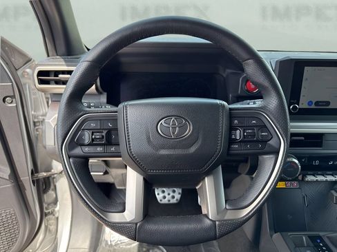 Used 2025 Toyota 4Runner TRD Sport AWD/4WD image 14