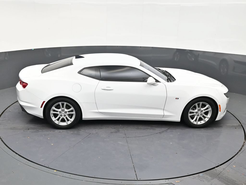 Used 2022 Chevrolet Camaro LS RWD image 17