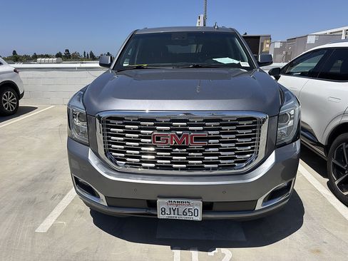 Used 2019 GMC Yukon Denali w/ Denali Ultimate Package AWD/4WD image 1