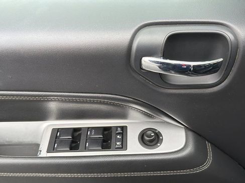 Used 2016 Jeep Compass Latitude image 10