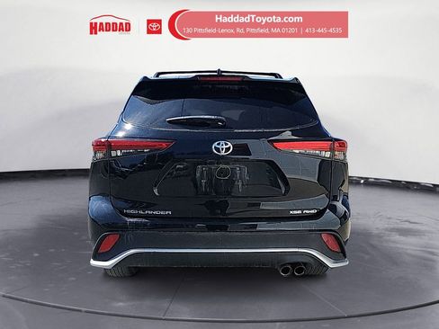 Used 2022 Toyota Highlander XSE image 4