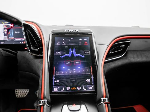 Certified 2024 Ferrari Roma image 44