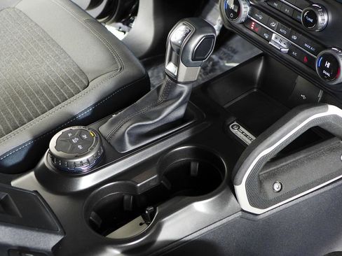 Used 2023 Ford Bronco Outer Banks image 16