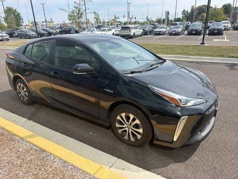 Used 2019 Toyota Prius LE AWD/4WD image 20