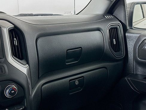 Used 2022 Chevrolet Silverado 1500 Custom Trail Boss AWD/4WD image 21