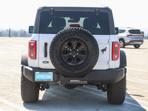 Used 2024 Ford Bronco Wildtrak image 7