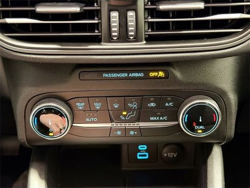 Used 2023 Ford Escape Active image 13
