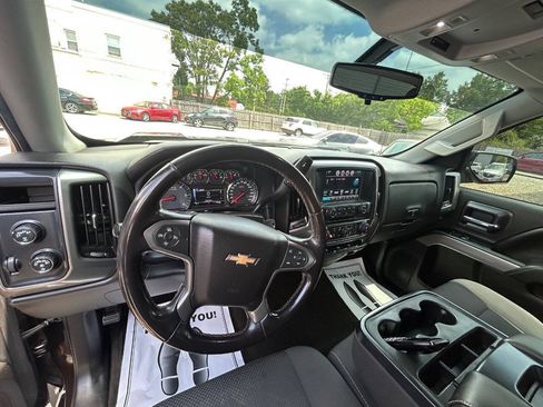 Used 2018 Chevrolet Silverado 1500 LT w/ All Star Edition AWD/4WD image 5