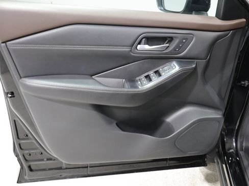 Used 2023 Nissan Rogue SL w/ SL Premium Package AWD/4WD image 11