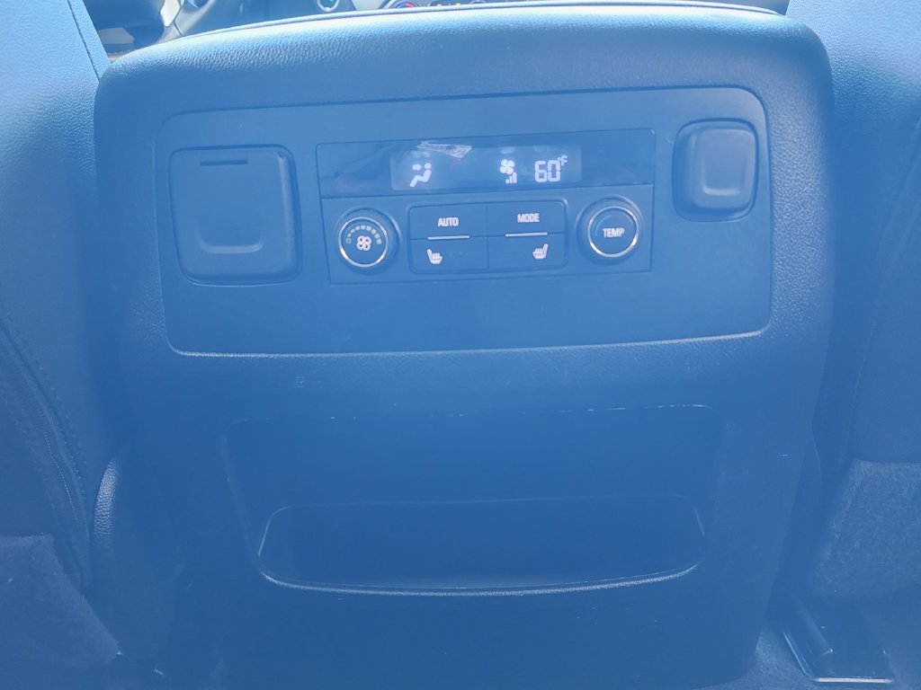 Used 2020 Chevrolet Tahoe Premier AWD/4WD image 14