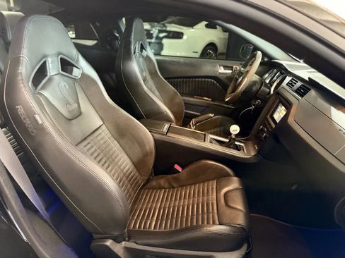 Used 2014 Ford Mustang Shelby GT500 w/ Equipment Group 821A image 31