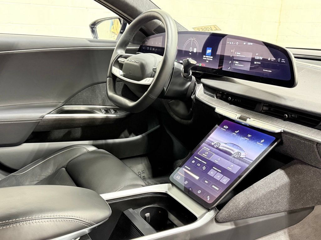 Used 2024 Lucid Air Touring AWD/4WD image 46