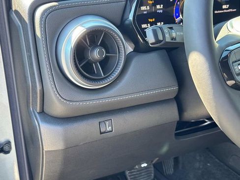 New 2026 Chevrolet Colorado LT w/ LT Convenience Package AWD/4WD image 24