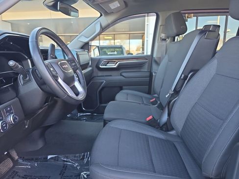 Used 2023 GMC Sierra 1500 SLE image 20