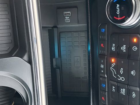 Used 2021 Ford F250 Platinum w/ FX4 Off-Road Package image 40