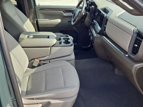 Used 2025 Chevrolet Silverado 1500 LT image 21