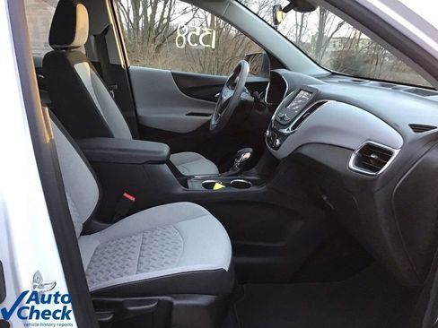 Used 2024 Chevrolet Equinox LS image 21