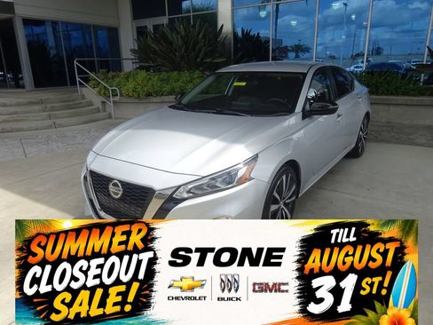 Used 2021 Nissan Altima 2.5 SR FWD image 3