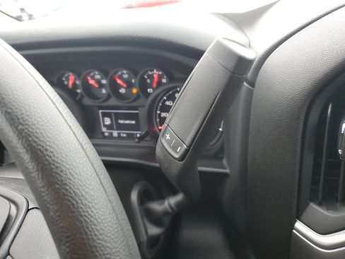 New 2026 GMC Sierra 2500 Pro w/ Convenience Package image 17