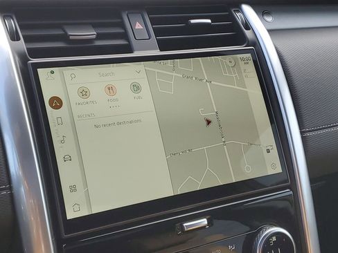 Used 2025 Land Rover Discovery Dynamic SE AWD/4WD image 22