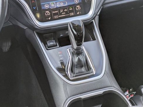 Used 2022 Subaru Outback Limited w/ Popular Package #2 image 14