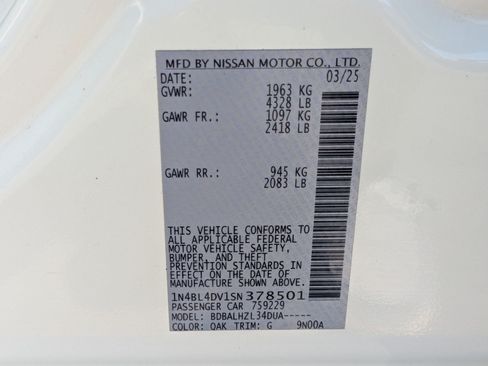 Used 2025 Nissan Altima 2.5 SV FWD image 35