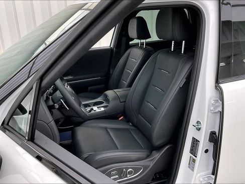 Used 2026 Hyundai Palisade Calligraphy AWD/4WD image 11