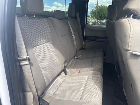 Used 2017 Ford F150 XLT RWD image 12