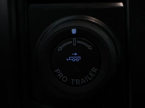 Used 2022 Ford F150 Raptor w/ Equipment Group 801A High AWD/4WD image 25