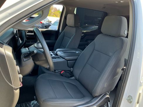Used 2021 Chevrolet Silverado 1500 Custom image 18