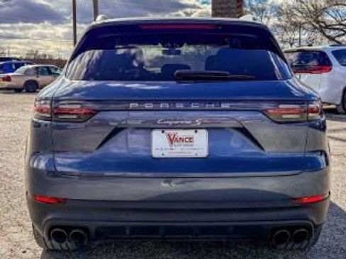 Used 2019 Porsche Cayenne S image 24